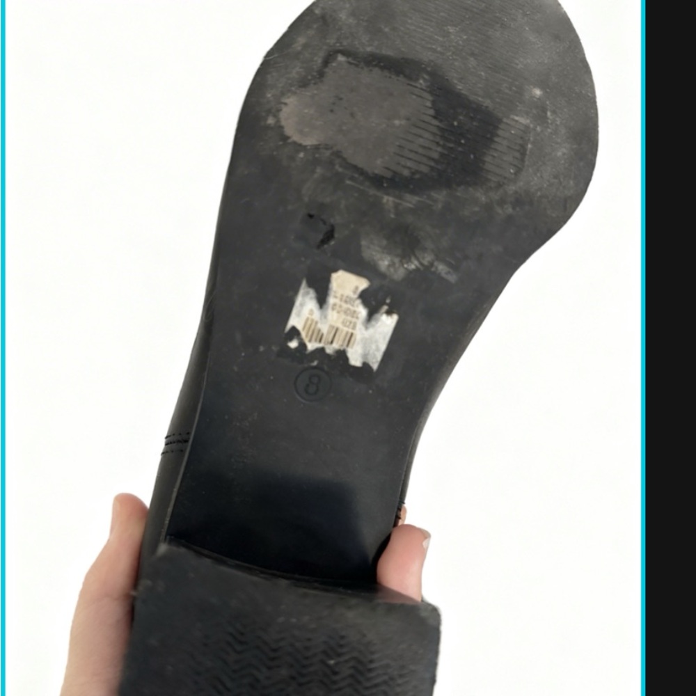 Streetwear Society Black Chelsea Block Heel Ankle Boots - Picture 4 of 6